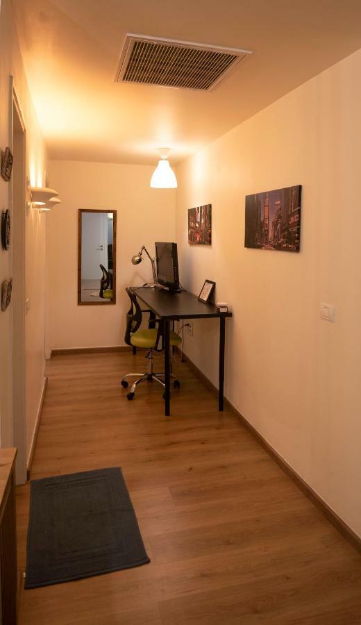 Appartamento Live At Tlv Tel Aviv Esterno foto